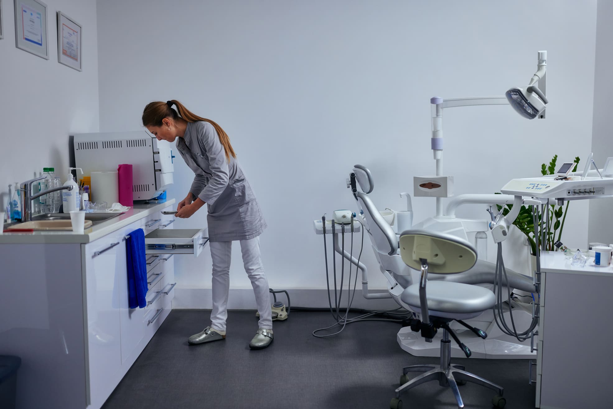 After-hours cleaning for dental offices performed by professionals for dental clinics.