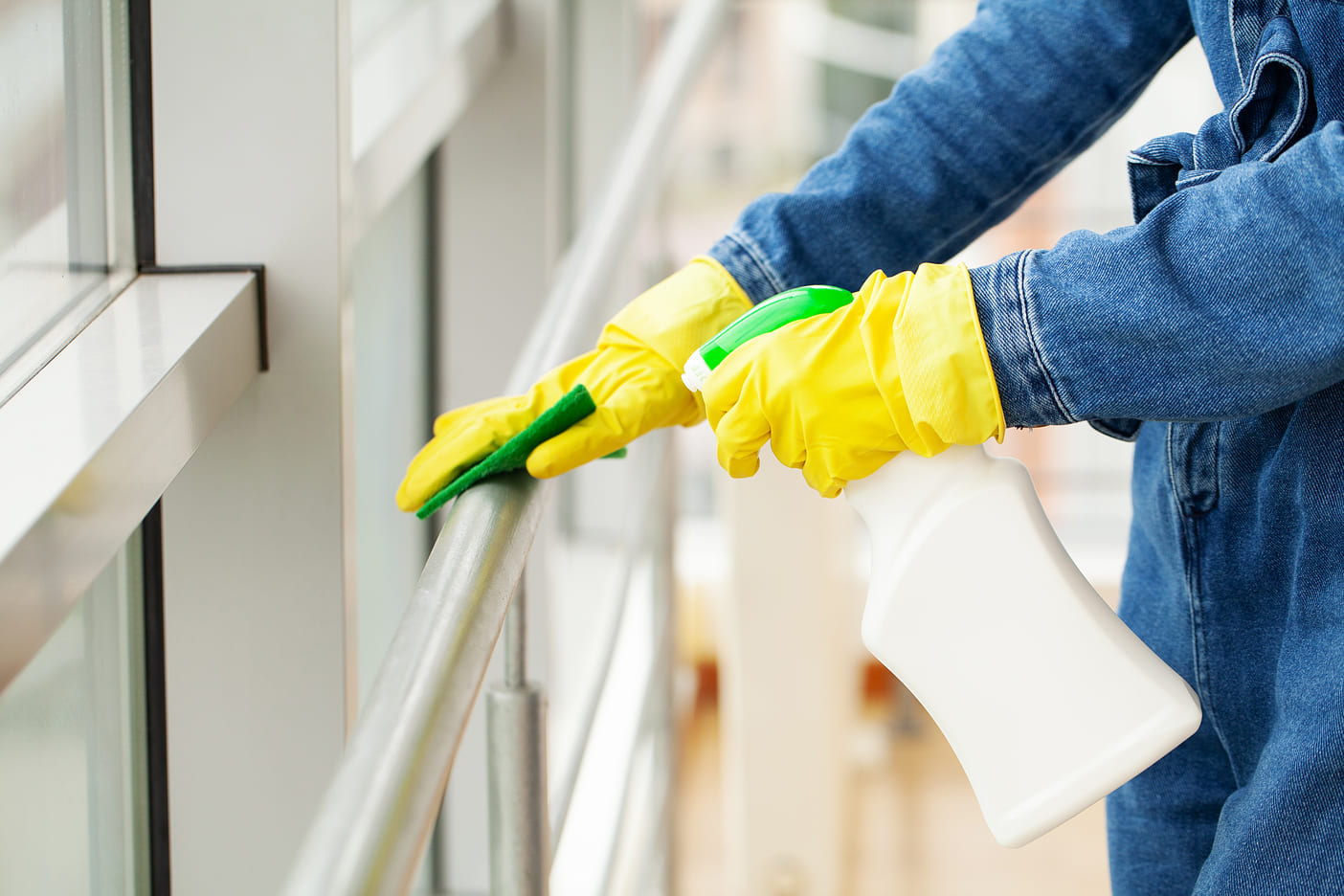 Cleaning for executive offices and meeting rooms performed by experts in professional office environments.
