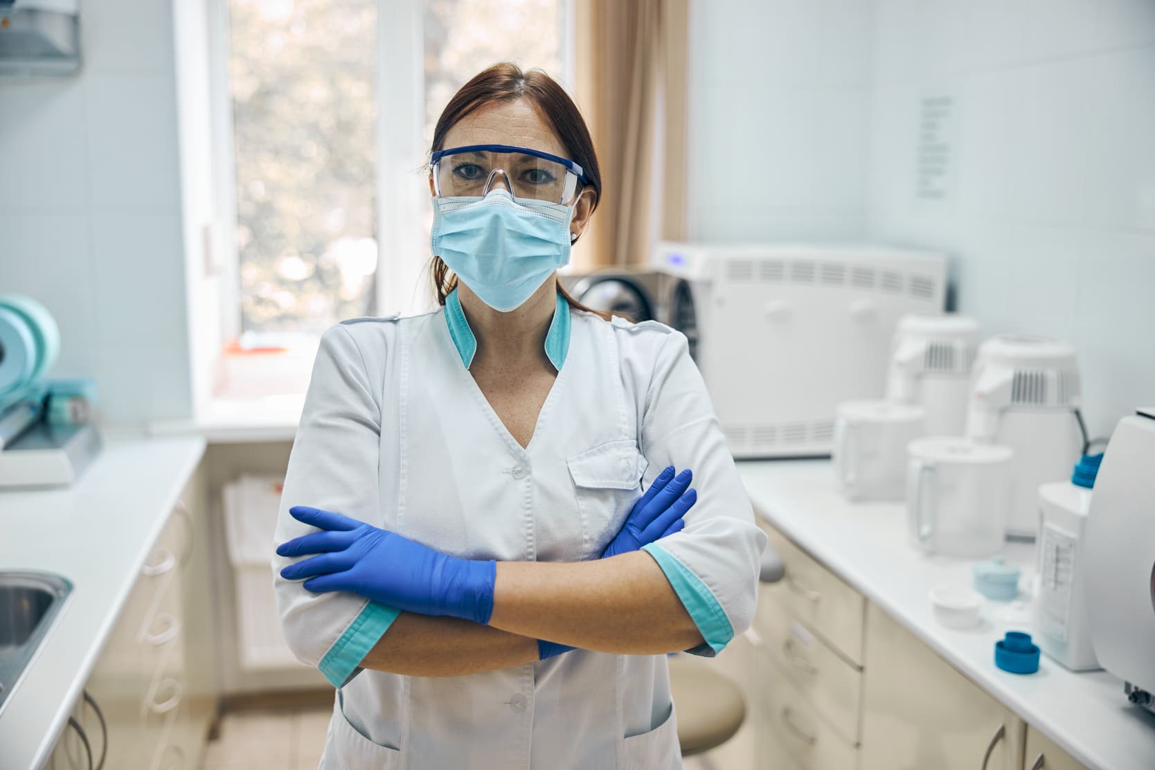 Cleaning services for dental offices performed by professionals for dental clinics.